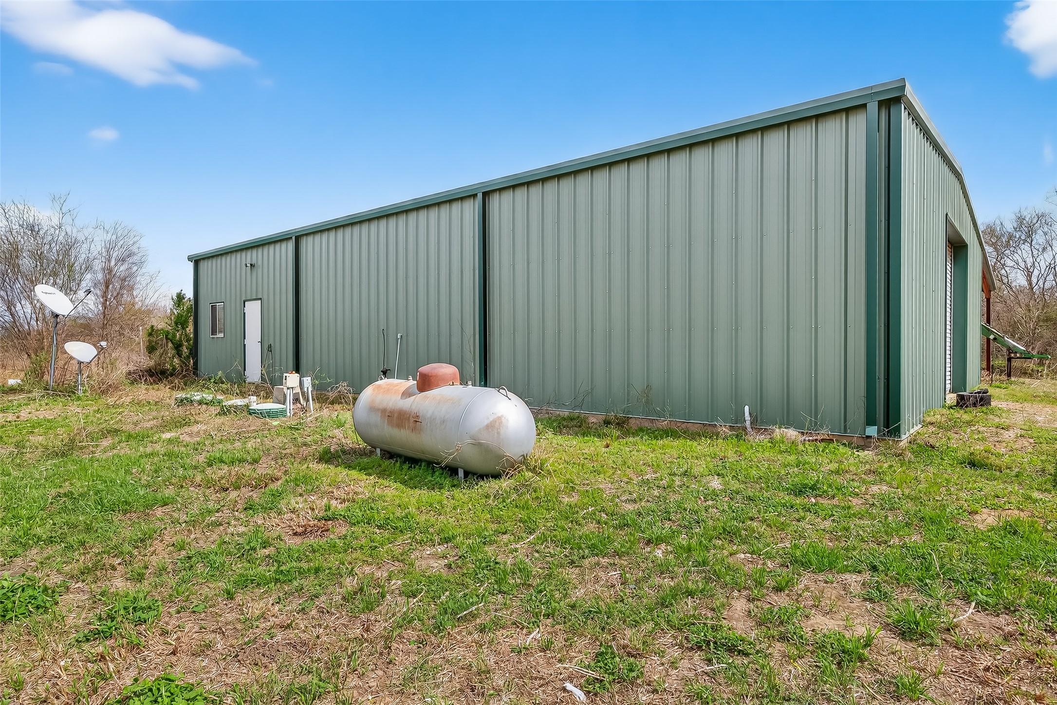 8525 Spell Road Needville, TX 77461 - Photo 22 of 33