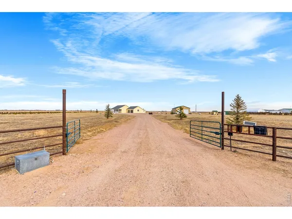$950,000 | 16225 County Road 98, Nunn, CO 80648