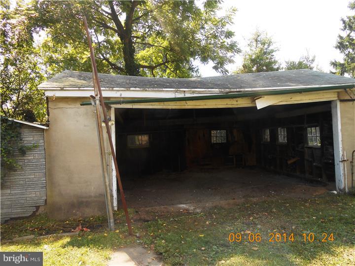 510 Springfield Road Aldan, PA 19018 - Photo 17 of 18 Garage