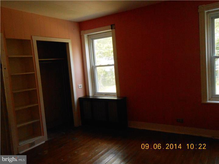 510 Springfield Road Aldan, PA 19018 - Photo 10 of 18 Bedroom 2