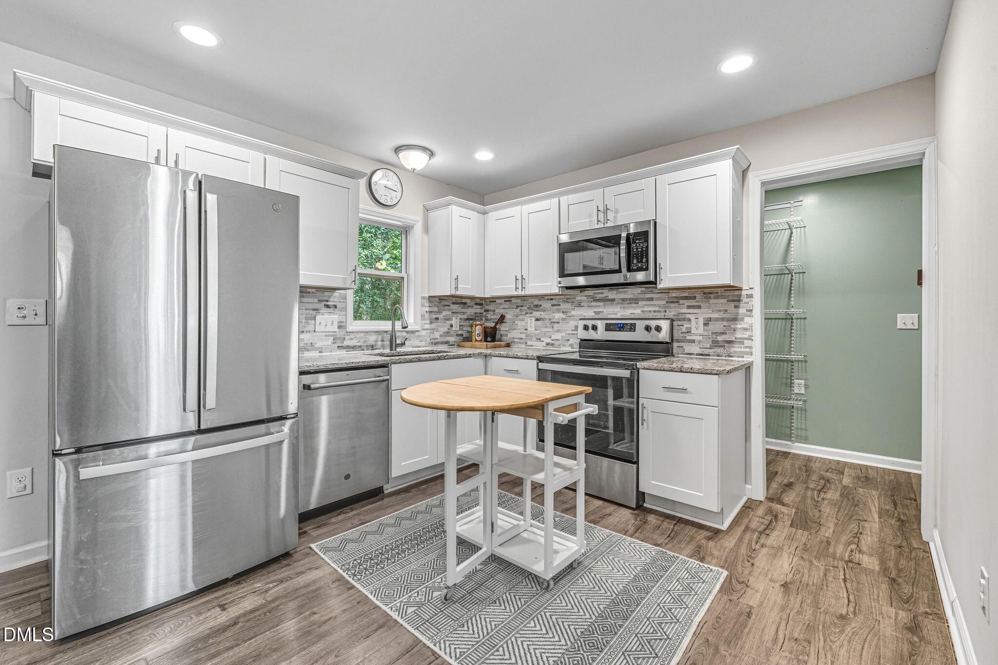 2601 Bristol Place Raleigh, NC 27610 - Photo 11 of 36 30__69A9878