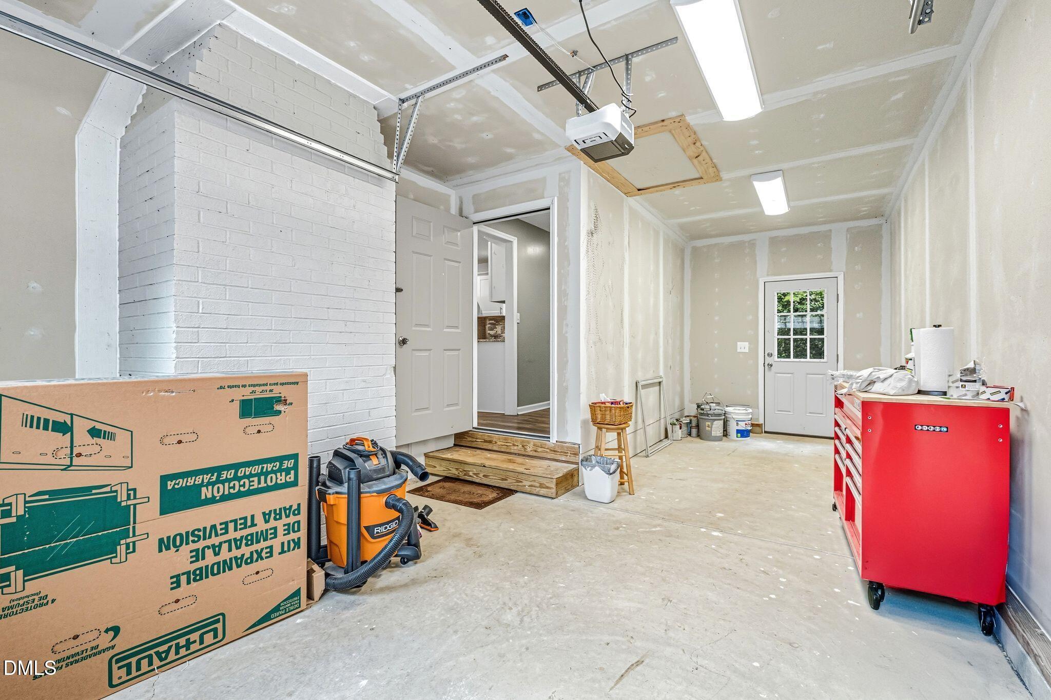 2601 Bristol Place Raleigh, NC 27610 - Photo 32 of 36 33__69A9948