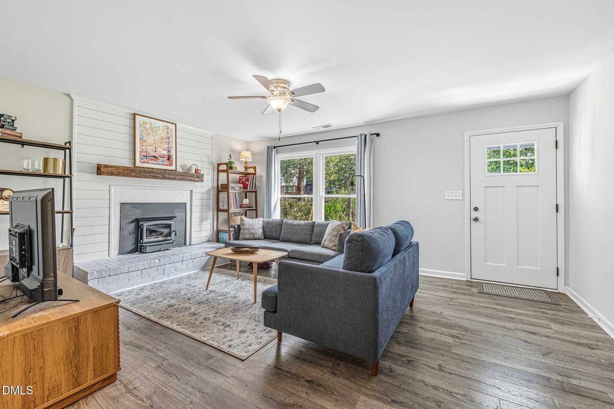 2601 Bristol Place Raleigh, NC 27610 - Photo 5 of 36 35__69A9976