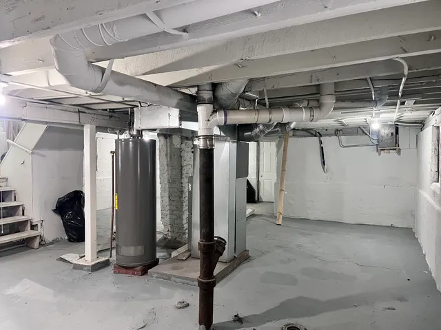 $180,000 | 10739 South State Street, Chicago, IL 60628