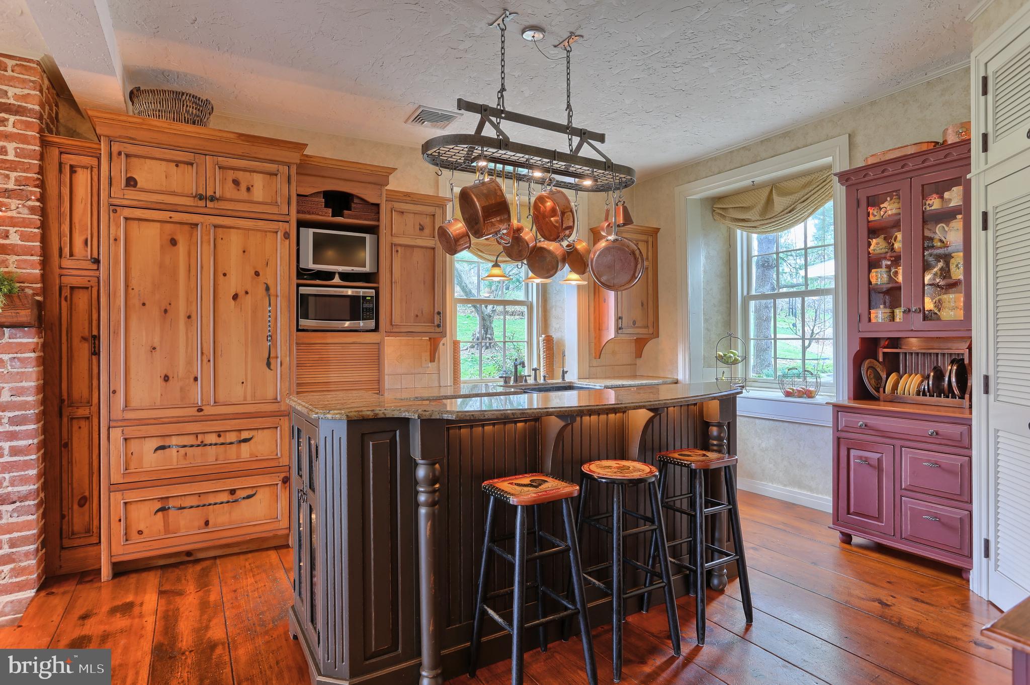 1500 Schaeffer Road Newmanstown, PA 17073 - Photo 15 of 97 Kitchen Island with Seating