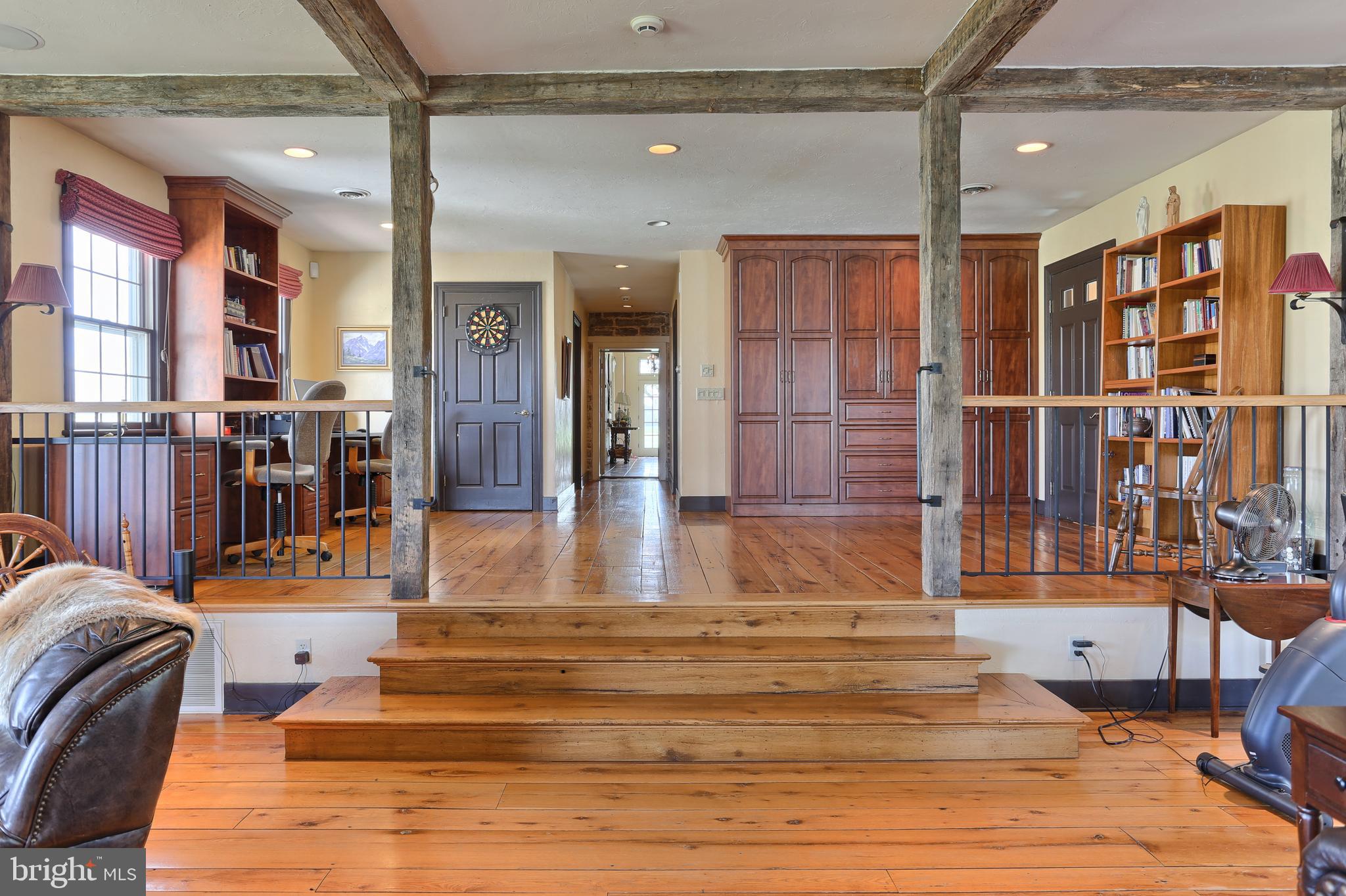 1500 Schaeffer Road Newmanstown, PA 17073 - Photo 24 of 97 Spacious Great Room