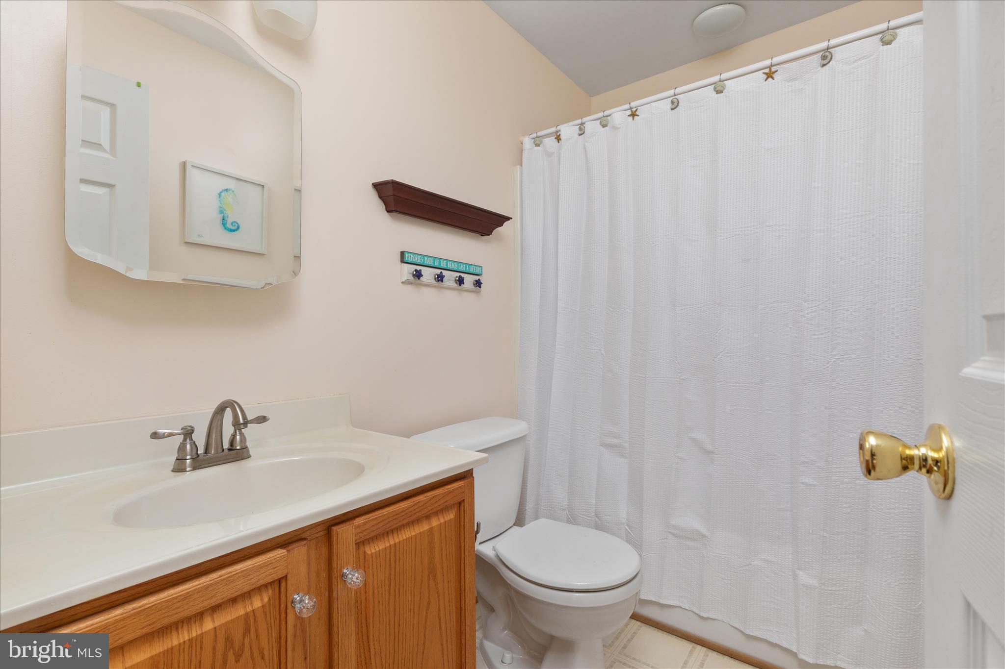 1132 Happy Ridge Drive Front Royal, VA 22630 - Photo 29 of 49 Bathroom 2
