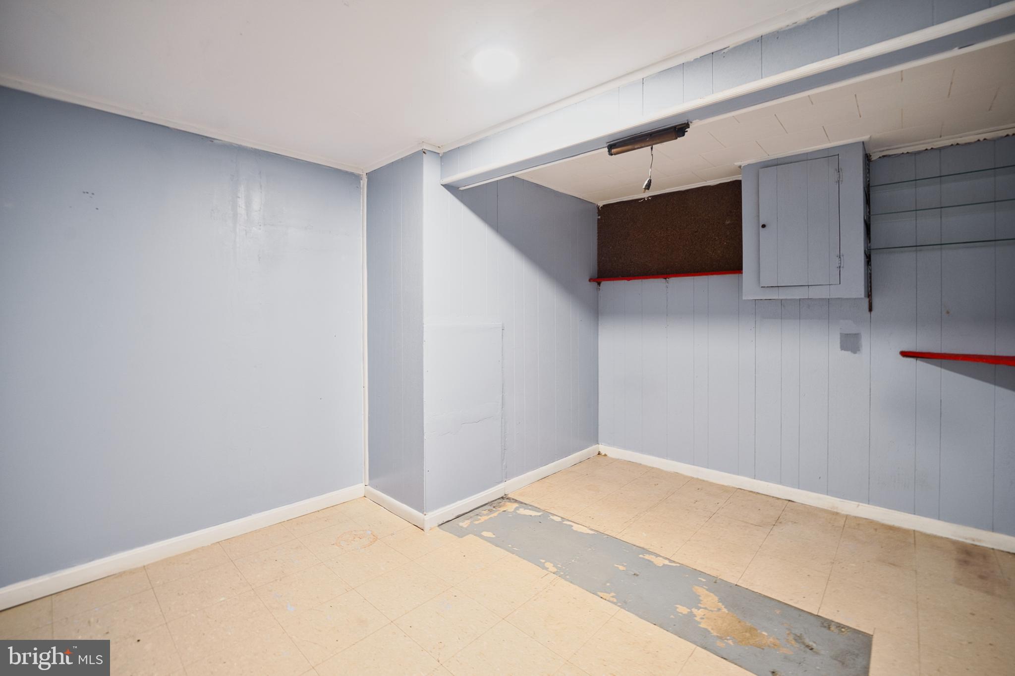 100 9th Avenue Baltimore, MD 21225 - Photo 32 of 38 a view of an empty room