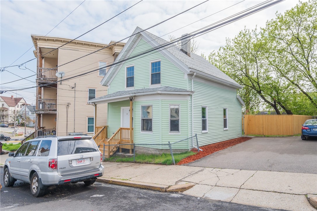 31 Bennett Street Woonsocket, RI 02895 - Photo 2 of 21 Gallery Image 2