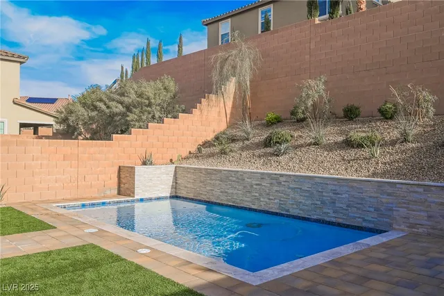 $3,300 | 27 Santo Mio Court, Henderson, NV 89011