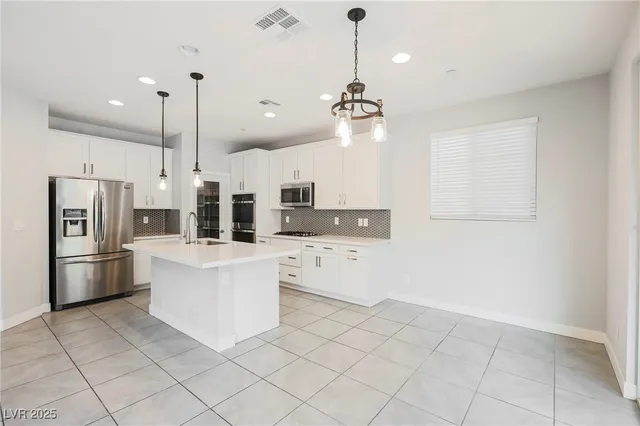 $3,300 | 27 Santo Mio Court, Henderson, NV 89011