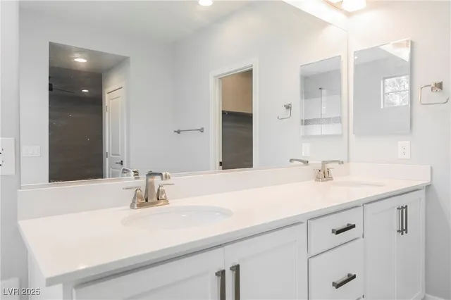 $3,300 | 27 Santo Mio Court, Henderson, NV 89011