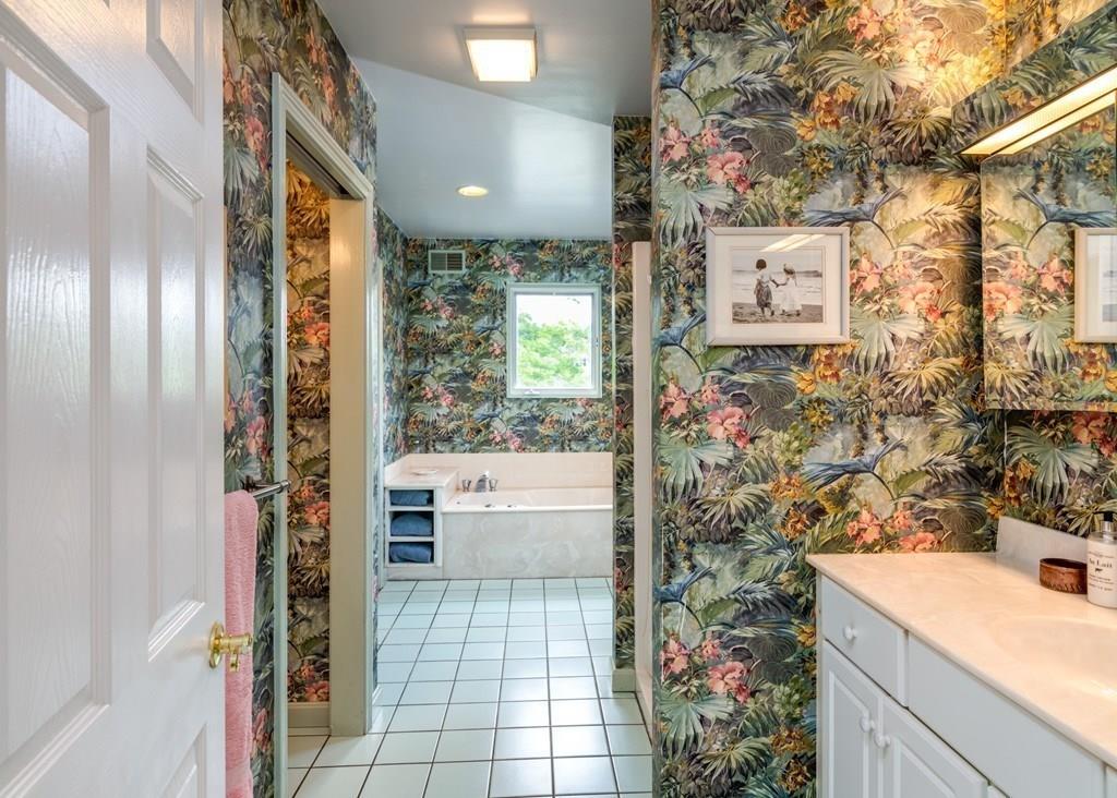 79 Jericho Road Scituate, MA 02066 - Photo 18 of 38