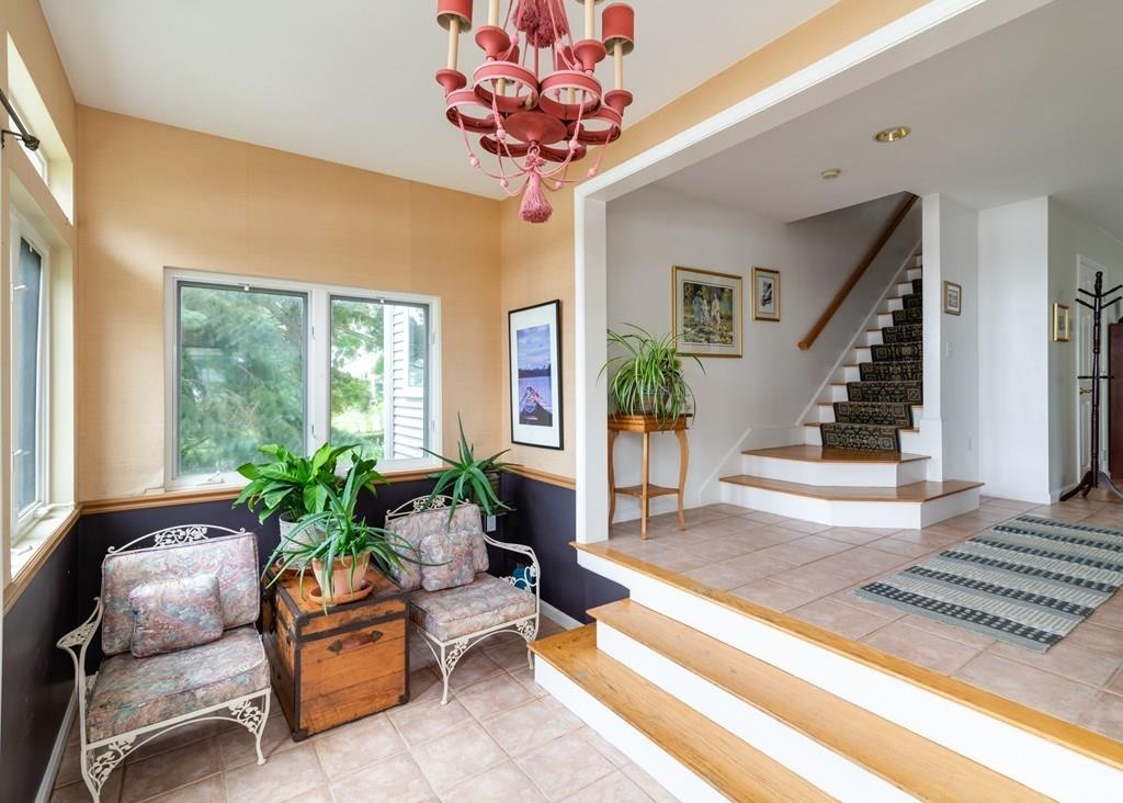 79 Jericho Road Scituate, MA 02066 - Photo 7 of 38