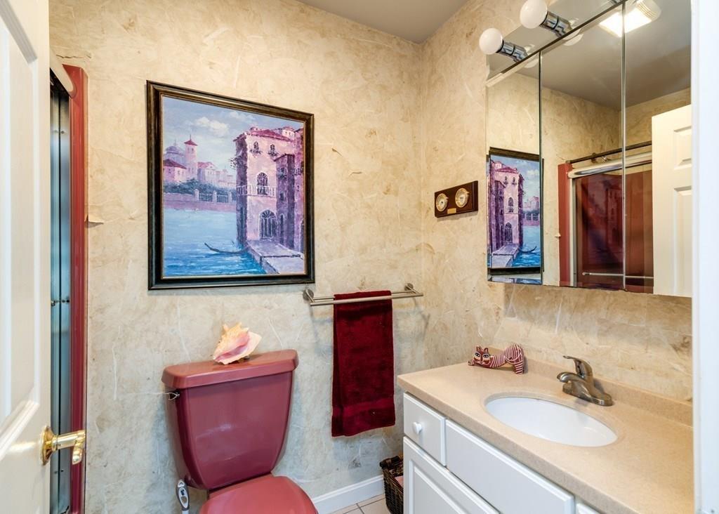 79 Jericho Road Scituate, MA 02066 - Photo 10 of 38