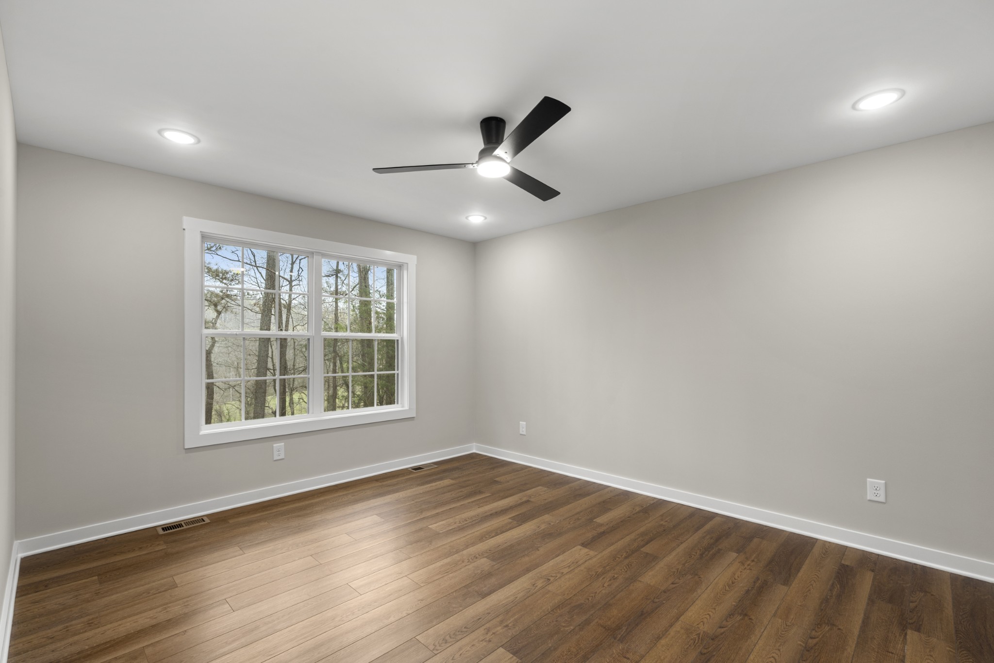 1047 Oak Grove Road Dickson, TN 37055 - Photo 15 of 25