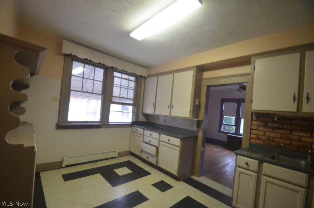 17612 Brazil Road Cleveland, OH 44119 - Photo 8 of 18 Gallery Image 8