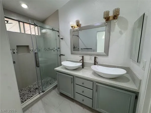 $2,000 | 3593 Spring Shower Drive, Las Vegas, NV 89147