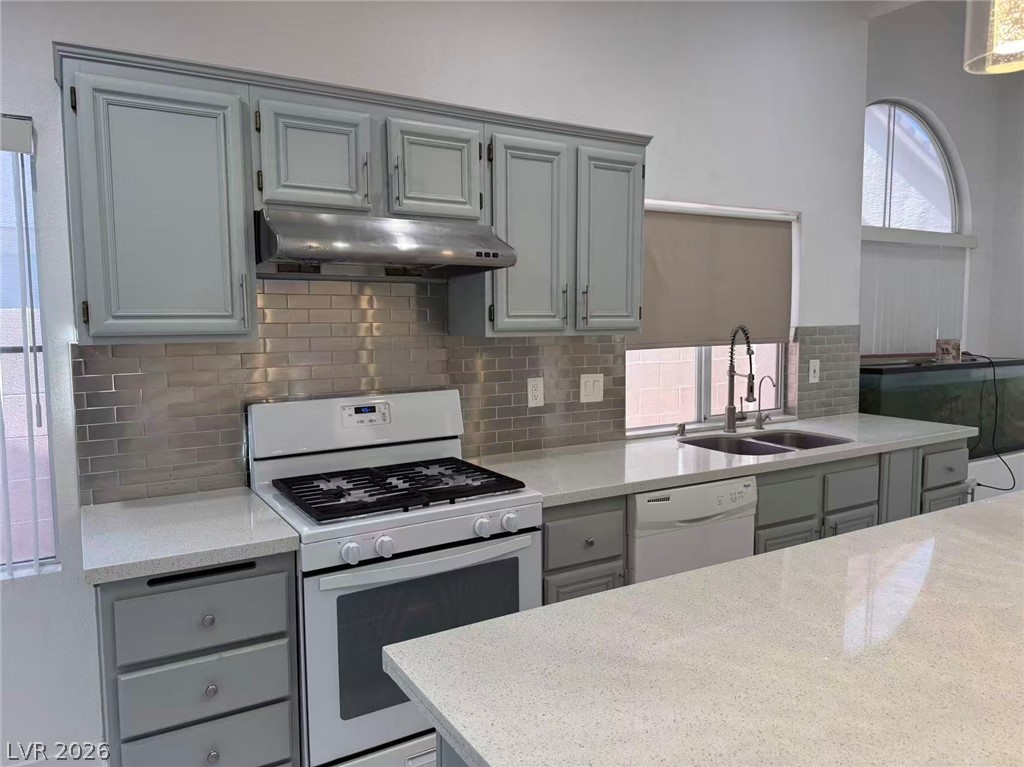3593 Spring Shower Drive Las Vegas, NV 89147 - Photo 12 of 19