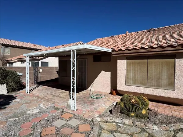 $2,000 | 3593 Spring Shower Drive, Las Vegas, NV 89147