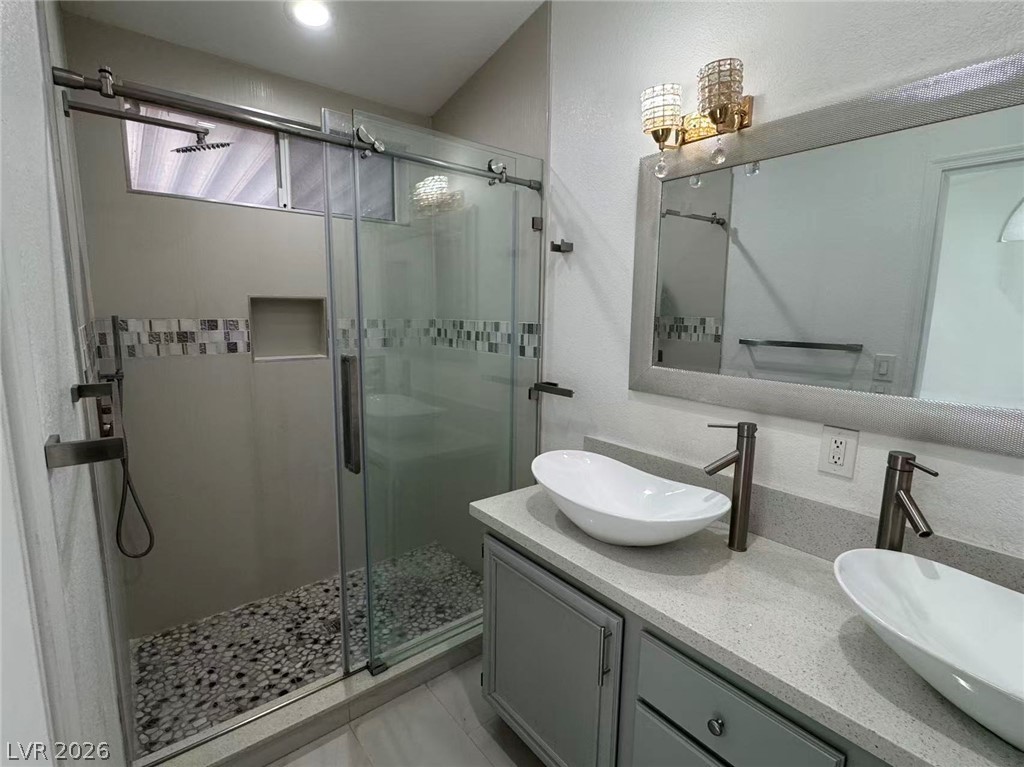 3593 Spring Shower Drive Las Vegas, NV 89147 - Photo 7 of 19