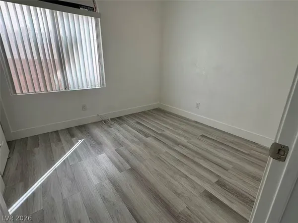 $2,000 | 3593 Spring Shower Drive, Las Vegas, NV 89147