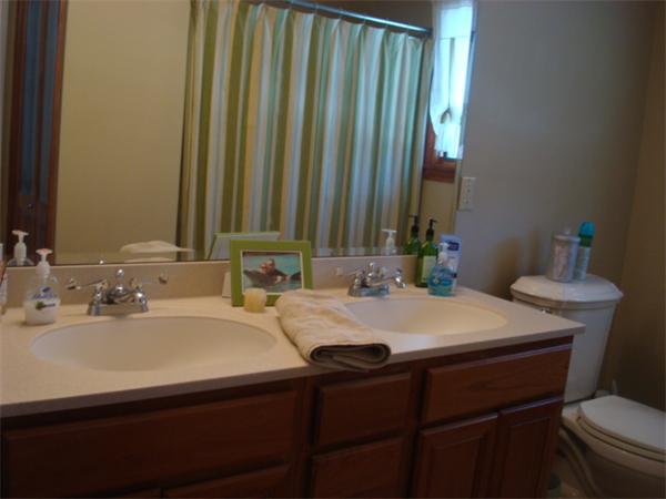 69 Richards Road Reading, MA 01867 - Photo 14 of 23 Gallery Image 14
