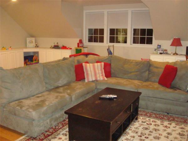 69 Richards Road Reading, MA 01867 - Photo 10 of 23 Gallery Image 10