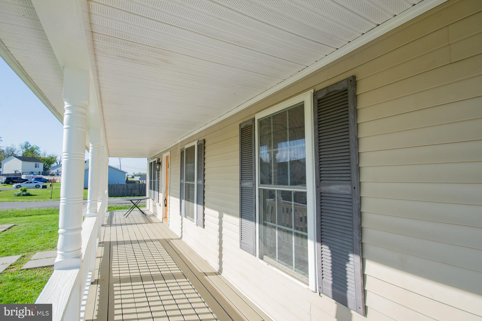 40 Stiles Way Ranson, WV 25438 - Photo 5 of 44 a view of a balcony