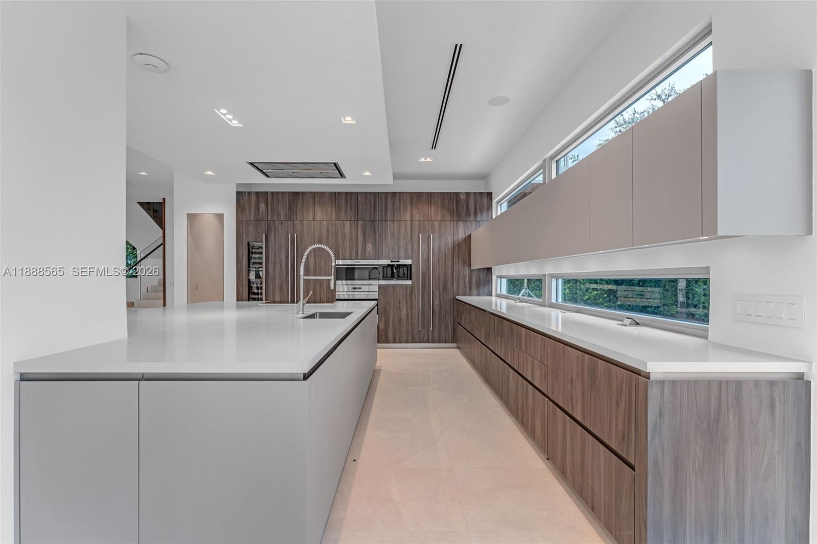 9101 Southwest 69th Court Pinecrest, FL 33156 - Photo 18 of 63