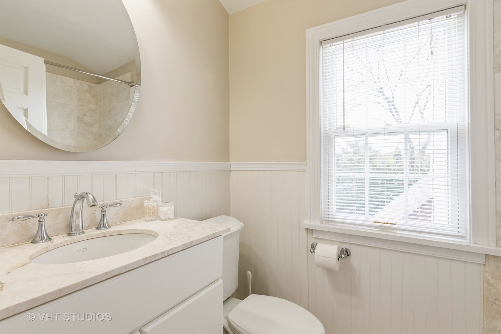 929 St James Place Park Ridge, IL 60068 - Photo 12 of 18