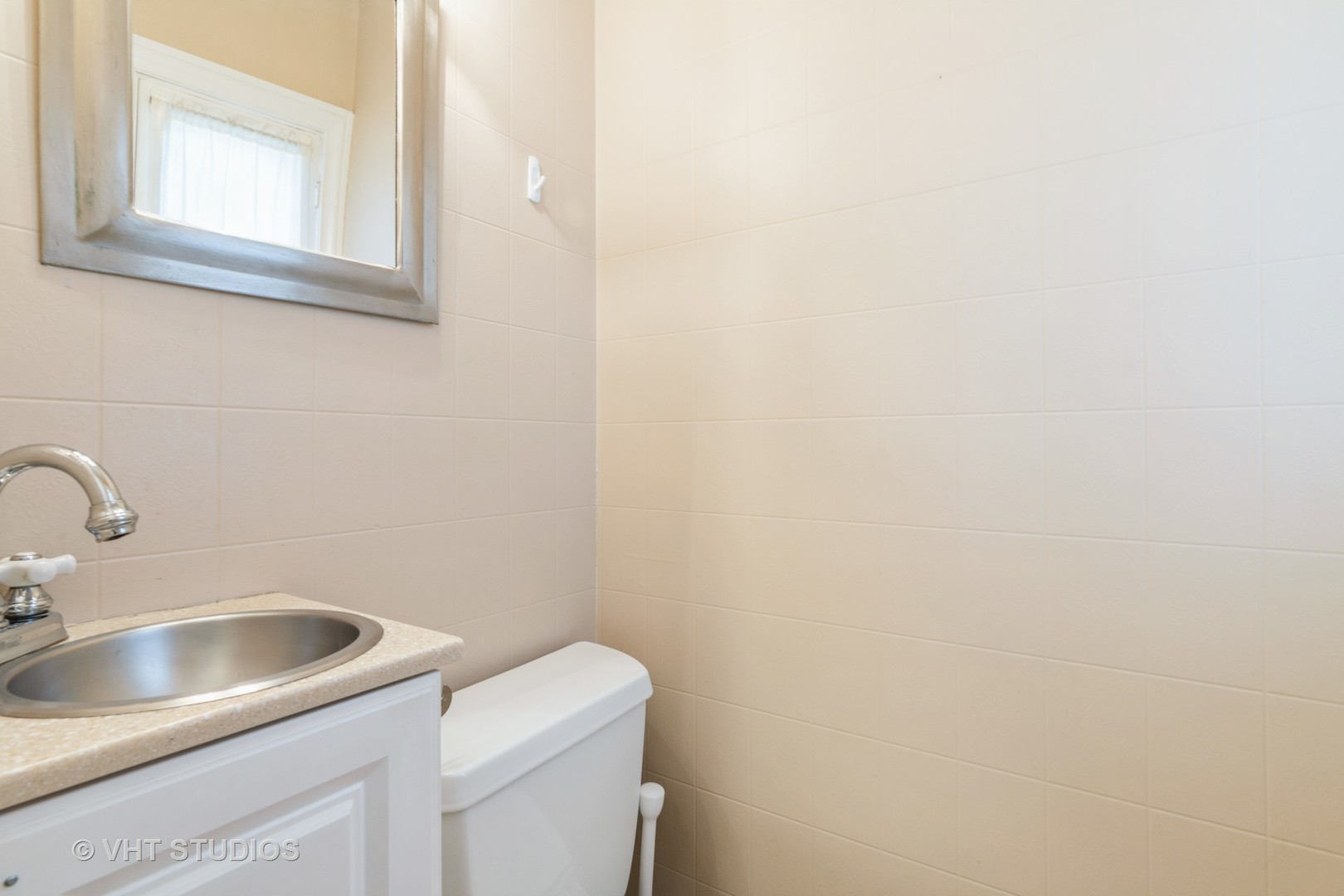 929 St James Place Park Ridge, IL 60068 - Photo 13 of 18