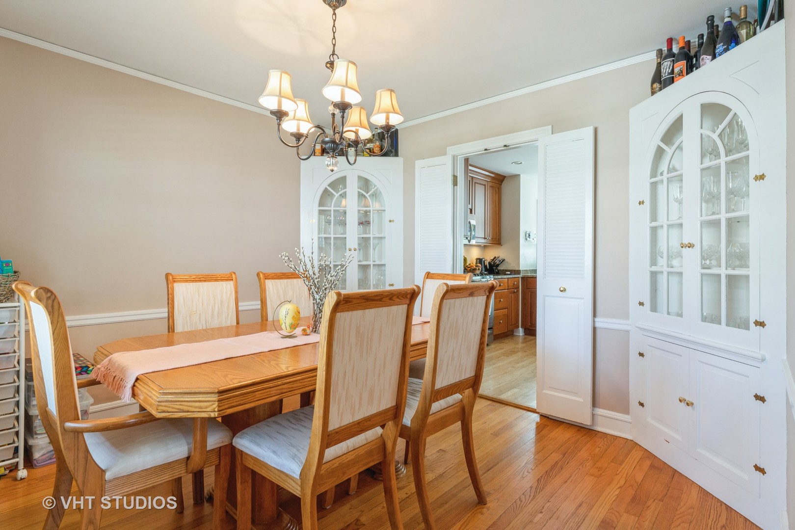 929 St James Place Park Ridge, IL 60068 - Photo 3 of 18