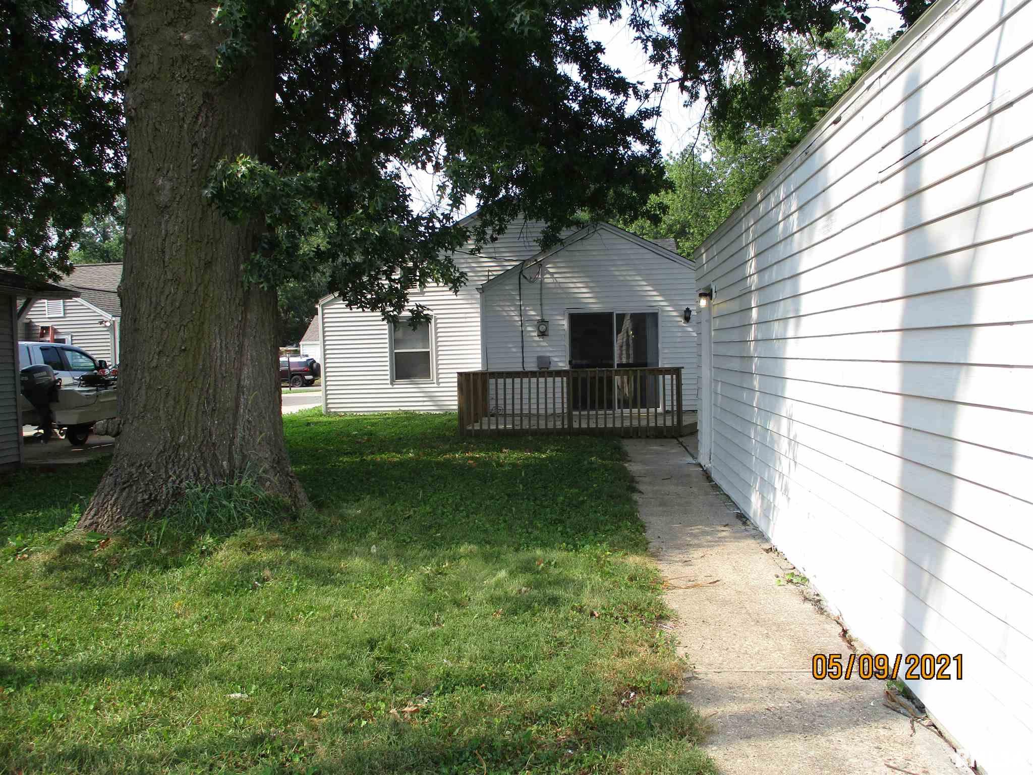 3028 Louise Lane Springfield, IL 62702 - Photo 13 of 14 Gallery Image 13