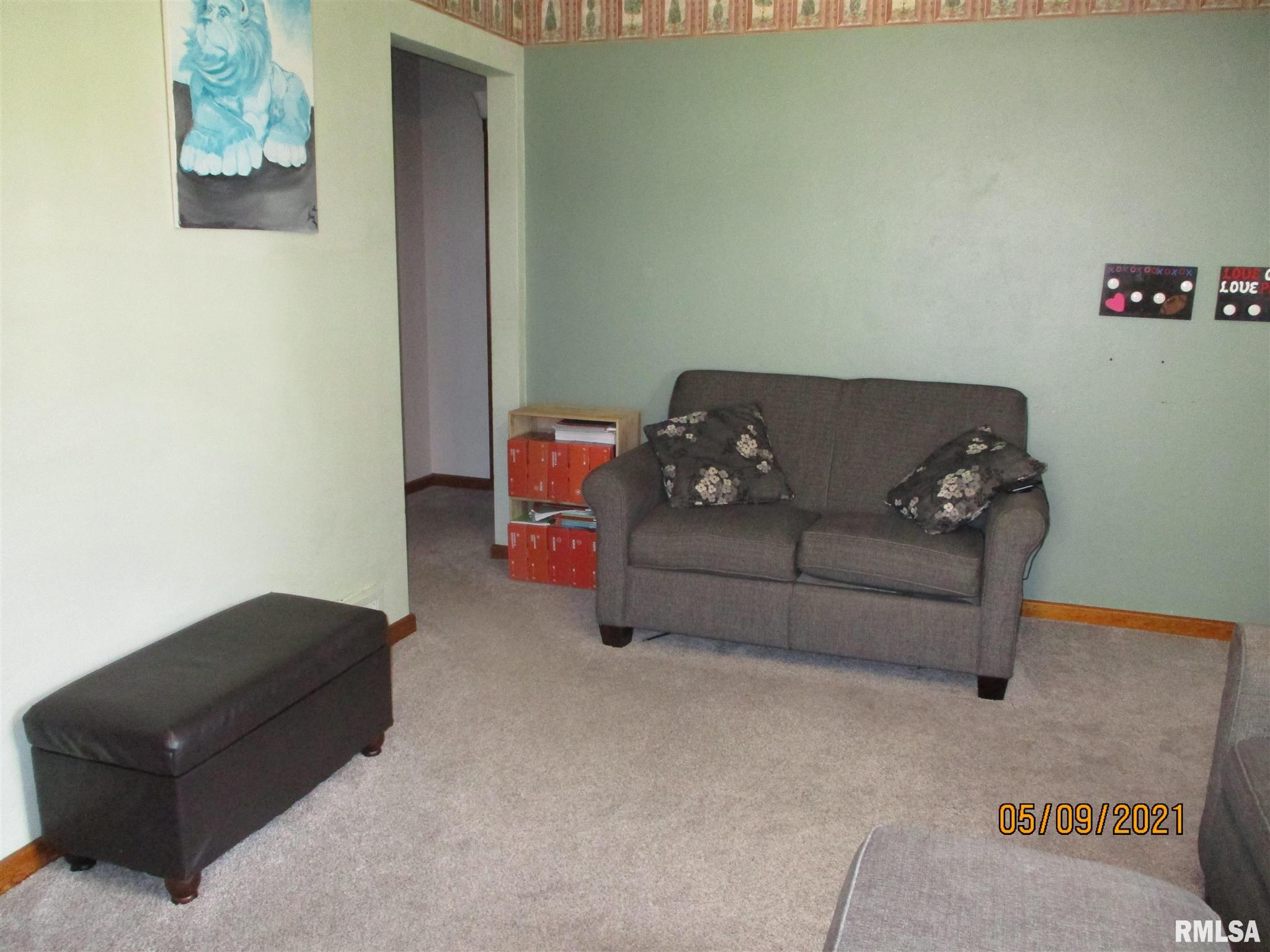 3028 Louise Lane Springfield, IL 62702 - Photo 5 of 14 Gallery Image 5
