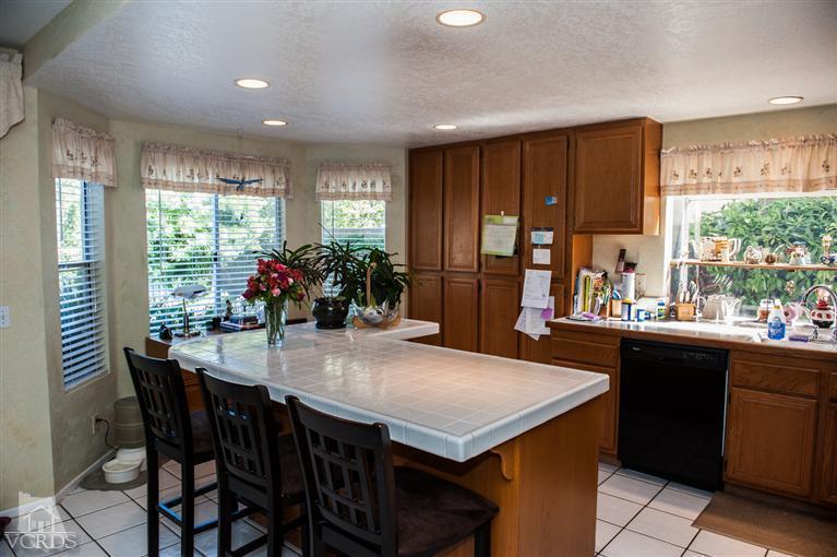 591 Fairfield Road Simi Valley, CA 93065 - Photo 8 of 25 Additional Photo