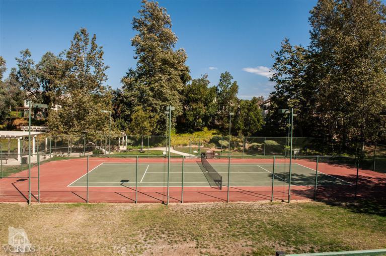 591 Fairfield Road Simi Valley, CA 93065 - Photo 9 of 25 Additional Photo