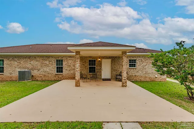 $324,900 | 1560 Twin Pines Circle, Cantonment, FL 32533