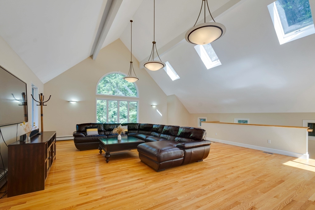 260 Cochituate Road Wayland, MA 01778 - Photo 8 of 29 Gallery Image 8