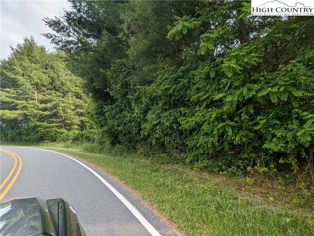 $18,000 | Lot 13 Briarwood Lane, Sparta, NC 28675