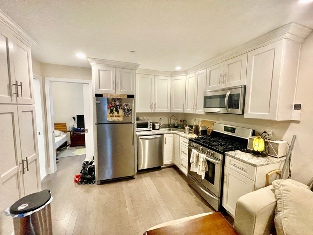 3 Stillman Place, Unit 3 Boston, MA 02113 - Photo 3 of 17