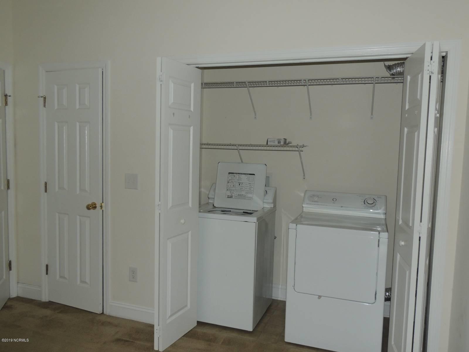 302 Prowler Lane Havelock, NC 28532 - Photo 9 of 26 6-27-17_156