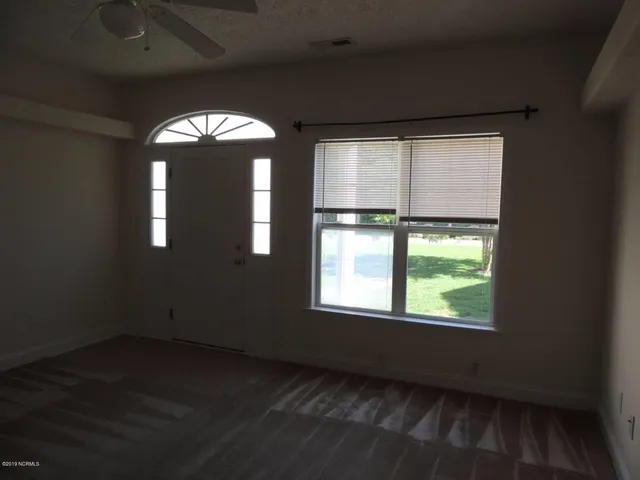 $1,405 | 302 Prowler Lane, Havelock, NC 28532