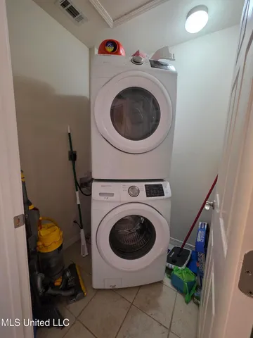 $175,000 | 1282 Beach Boulevard, Unit 217, Biloxi, MS 39530