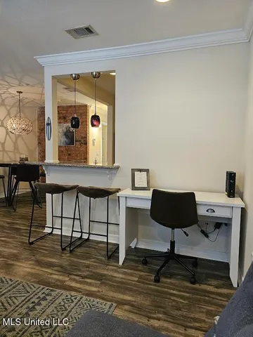 $175,000 | 1282 Beach Boulevard, Unit 217, Biloxi, MS 39530