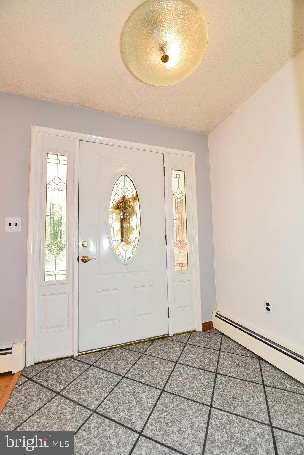 2040 Franklin Church Road Darlington, MD 21034 - Photo 2 of 30 Lovely, Inviting Foyer
