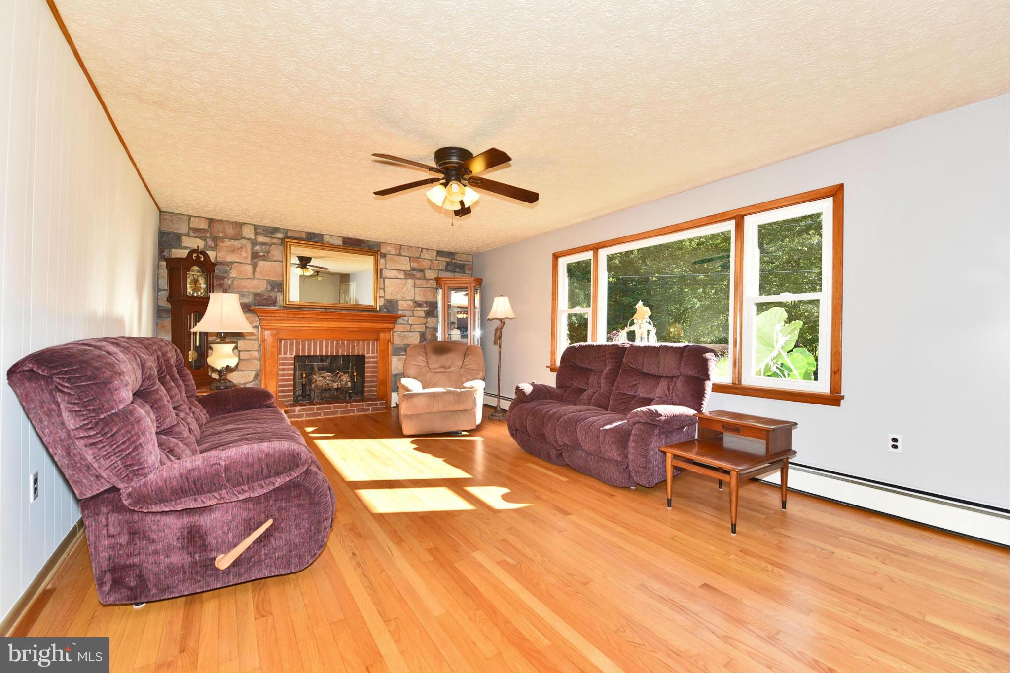 2040 Franklin Church Road Darlington, MD 21034 - Photo 3 of 30 Living Room with A+ Views of Garden/Yard