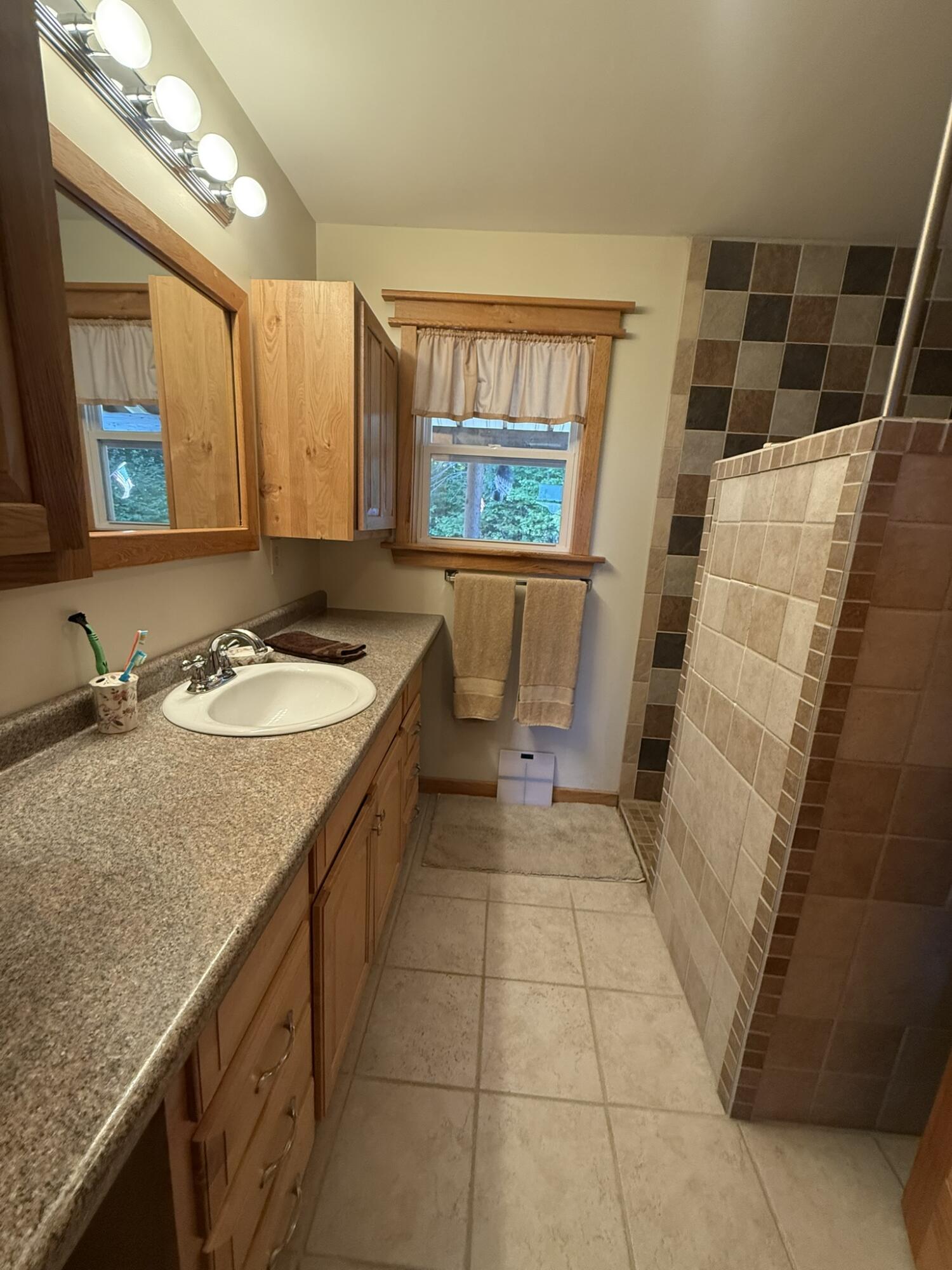 551 East Sangerville Road Sangerville, ME 04479 - Photo 31 of 82 IMG_1380