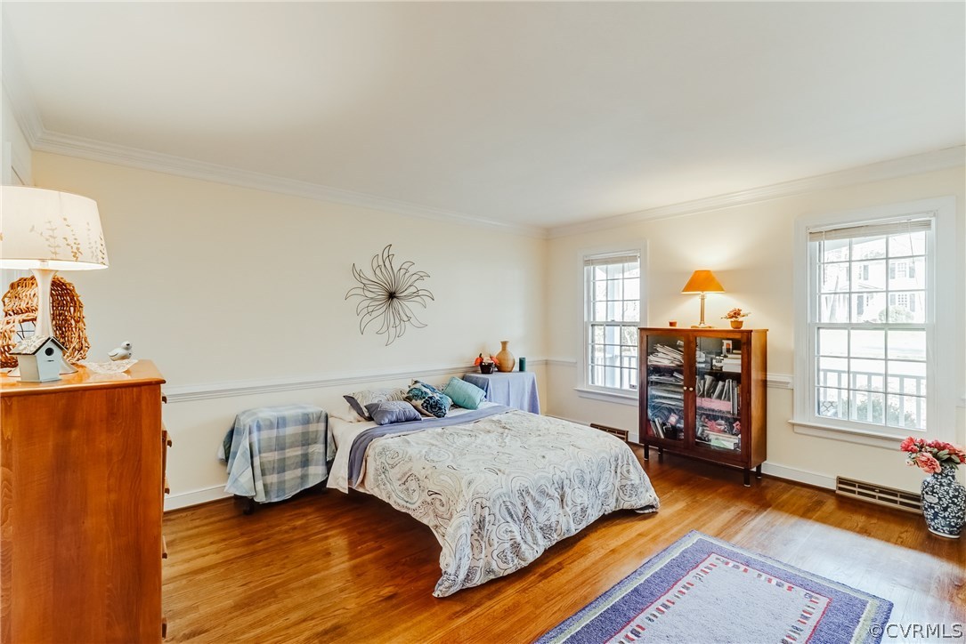 1810 Locust Hill Road Henrico, VA 23238 - Photo 19 of 41 First floor master bedroom, hardwood floors, crown