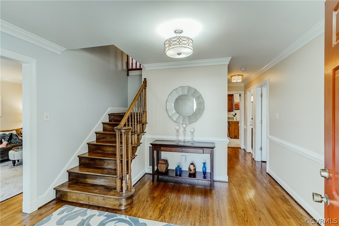 1810 Locust Hill Road Henrico, VA 23238 - Photo 5 of 41 Entry foyer with hardwood floors, chair rail, crow
